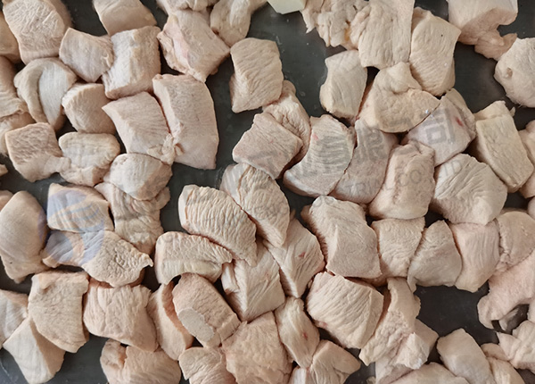雞肉凍干，食品凍干機應(yīng)用于雞肉真空冷凍干燥